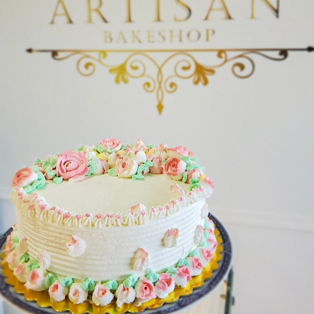 8' Vanilla Chiffon Custom Cake