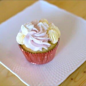 Vanilla Flower Cupcake