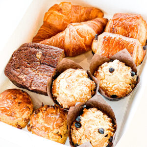 12 Pastry Box